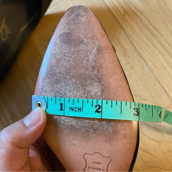 Black Leather Pumps Sz 6 - Picture 10 of 10